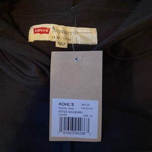 NWT!! Levi’s hoodie men’s size XL